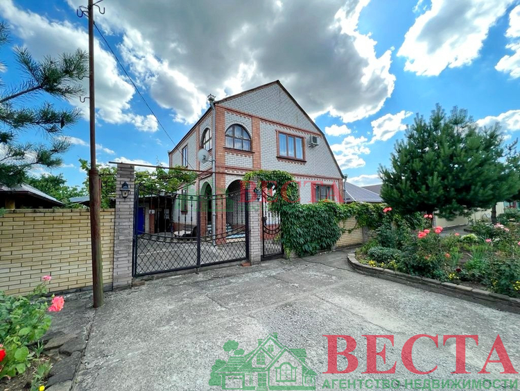 Дом, 140.00 м², на участке 8.50 сот. фото 5