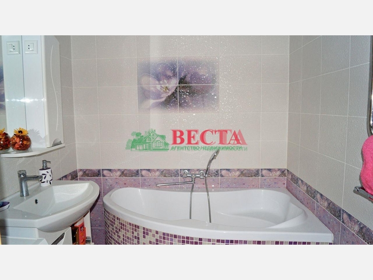 Дом, 130.00 м², на участке 8.40 сот. фото 6