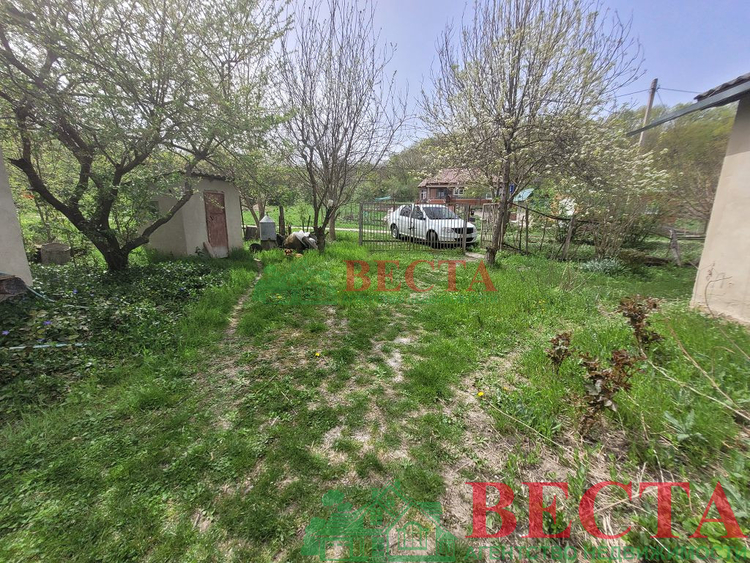 Дом, 40.00 м², на участке 12 сот. фото 2