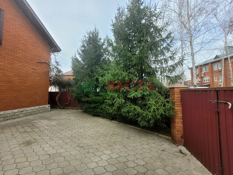 Дом, 167.70 м², на участке 7.59 сот. фото 2