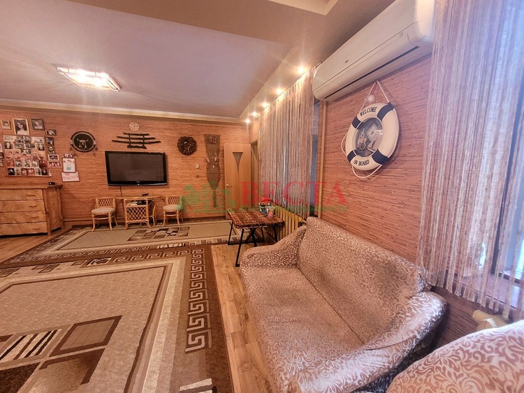 Дом, 167.70 м², на участке 7.59 сот. фото 5