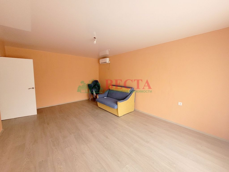 Дом, 110.00 м², на участке 7.50 сот. фото 2