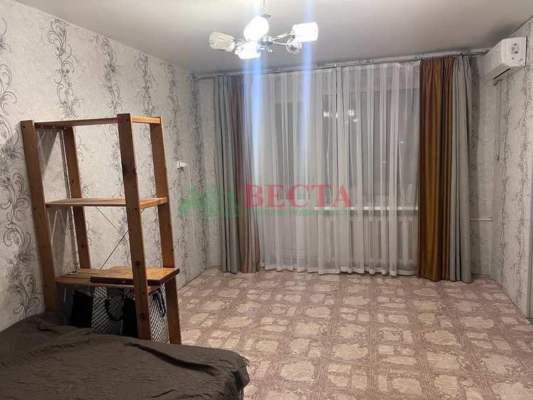 3-комнатная квартира, 57.20 м², 5/5 этаж фото 2