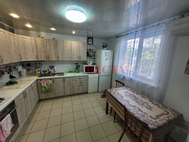 Дом, 80.00 м², на участке 12 сот. фото 10