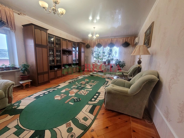 Дом, 279.00 м², на участке 10 сот. фото 14