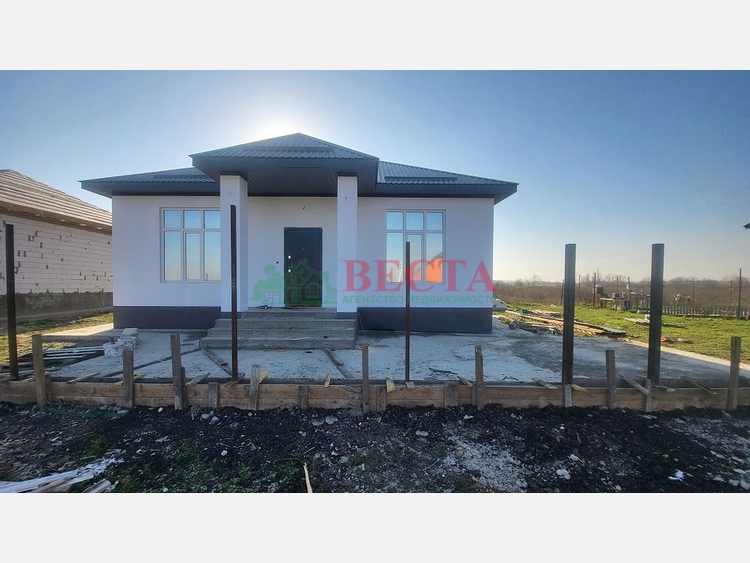Дом, 90.00 м², на участке 4.50 сот. фото 0
