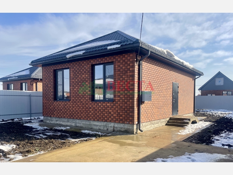 Дом, 60.00 м², на участке 4 сот. фото 0