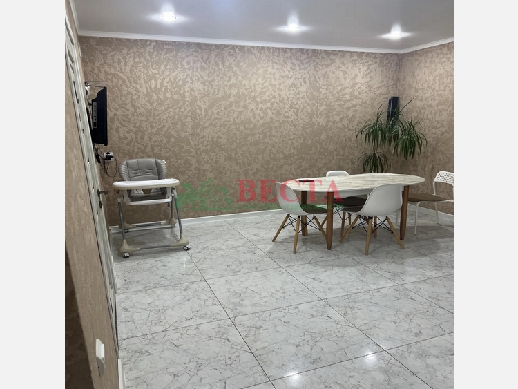 2-комнатная квартира, 71.00 м², 4/5 этаж фото 3